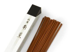 Premium Räucherstäbchen Nankun, Adlerholz, 37 Sticks -Japan Kunst Verkauf premium raeucherstaebchen nankun adlerholz 37 sticks 1