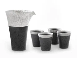 Sake Set Suzune S, 1 Karaffe, 4 Becher S -Japan Kunst Verkauf sake set suzune s 1 karaffe 4 becher s 1