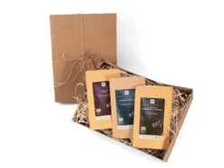 Tee Geschenke: Grüner Tee Gyokuro Kusanagi, Genmaicha 'n' Matcha, Kukicha, Bio 21 Tee Geschenke: Grüner Tee Gyokuro Kusanagi, Genmaicha 'n' Matcha, Kukicha, Bio -Japan Kunst Verkauf tee geschenke gruener tee gyokuro kusanagi genmaicha n matcha kukicha bio 1